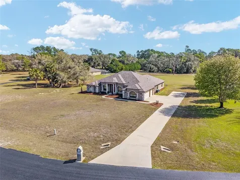 7015 NE 61st Avenue Road Silver Springs FL 34488