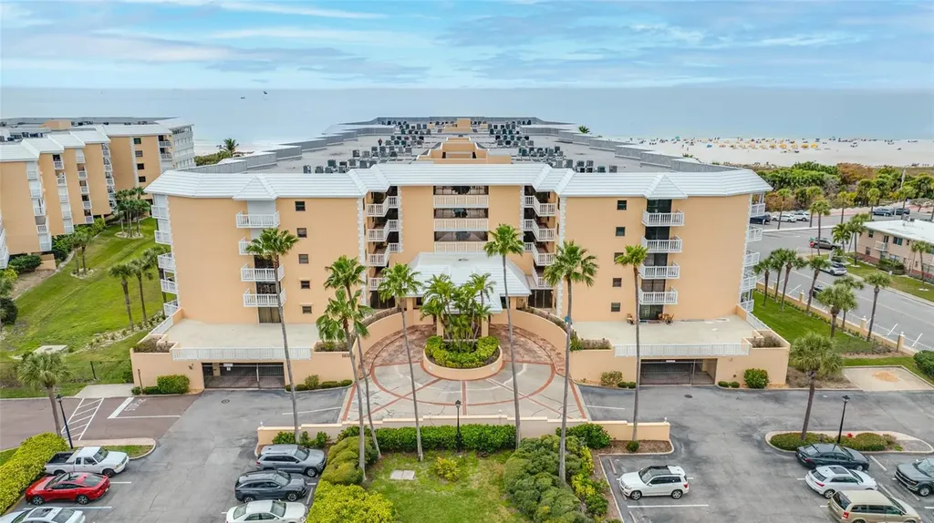 6650 Sunset Way St Pete Beach FL 33706