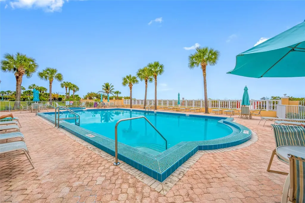6650 Sunset Way St Pete Beach FL 33706