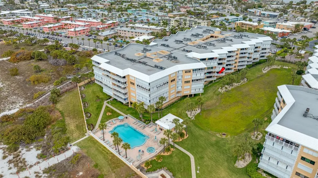 6650 Sunset Way St Pete Beach FL 33706
