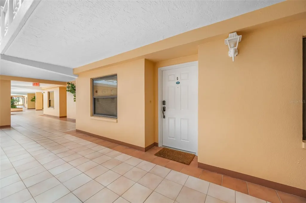 6650 Sunset Way St Pete Beach FL 33706