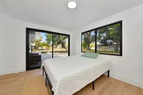 2239 Worrington Street Sarasota FL 34231