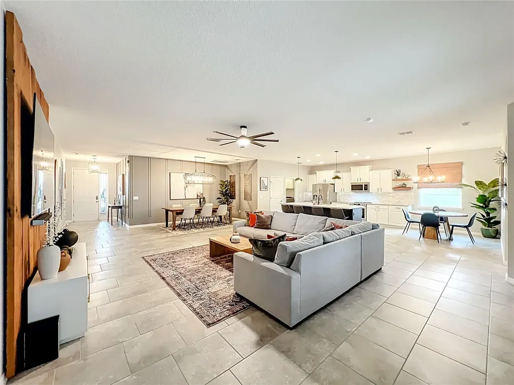 1795 Ranger Highlands Road Kissimmee FL 34744