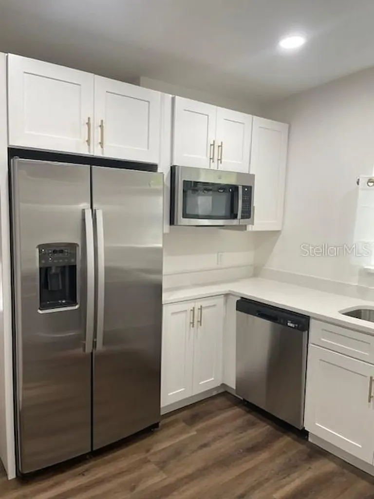 1157 Highland Court N St Petersburg FL 33701