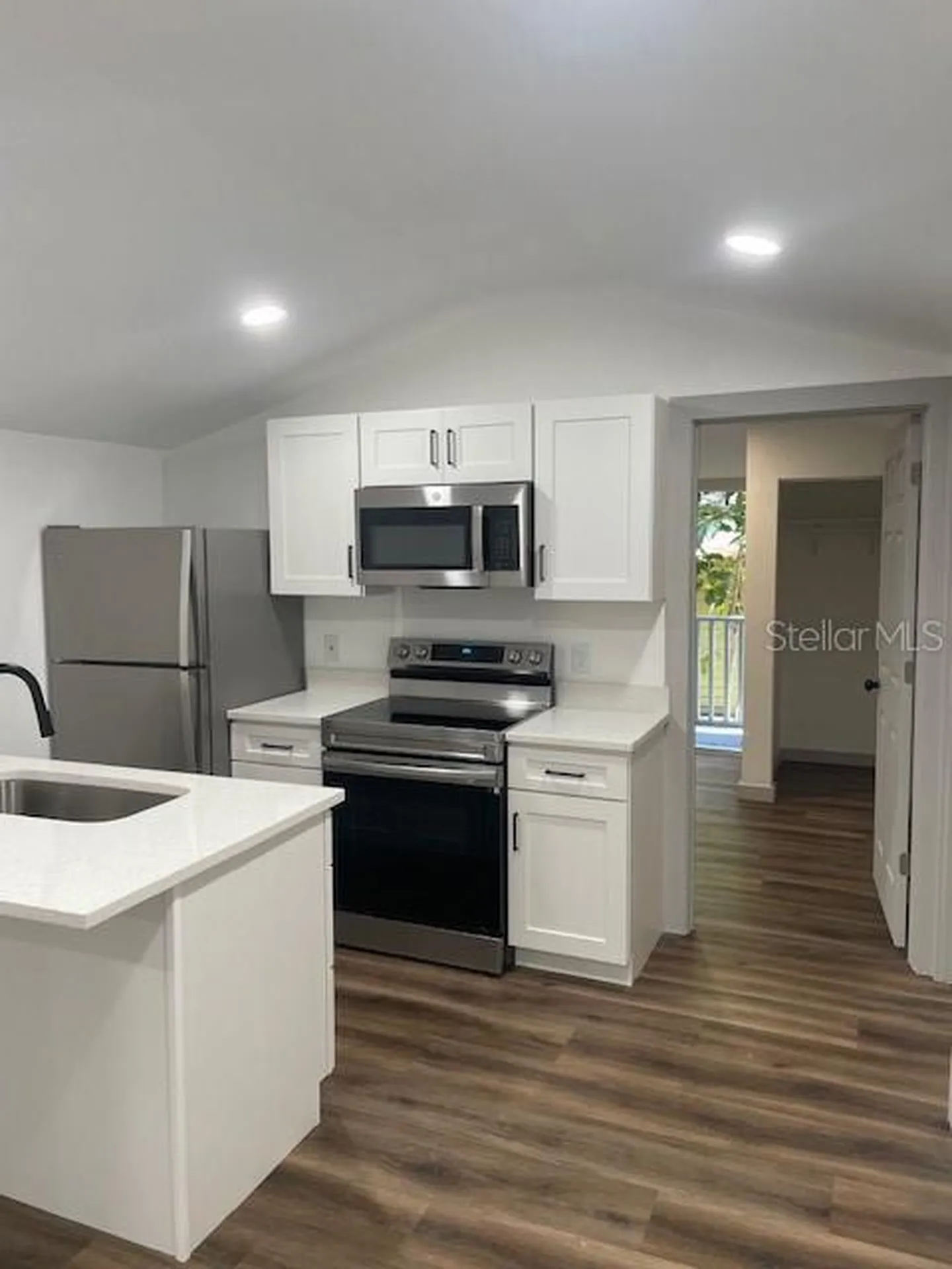 1157 Highland Court N St Petersburg FL 33701