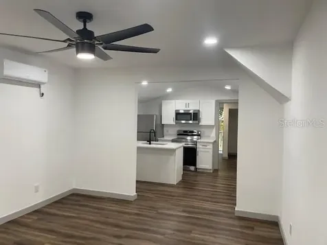 1157 Highland Court N St Petersburg FL 33701