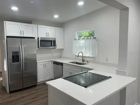1157 Highland Court N St Petersburg FL 33701