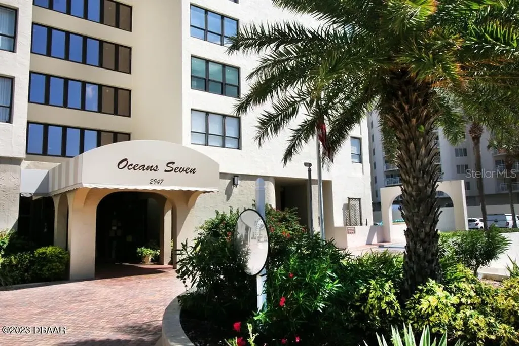 2947 S Atlantic Avenue Daytona Beach FL 32118