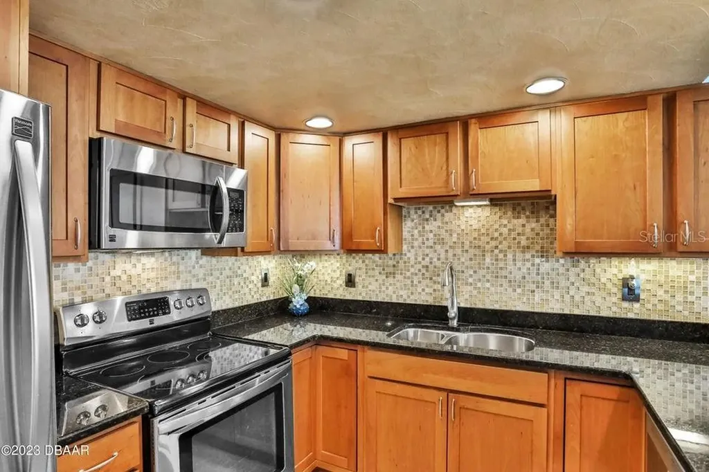 2947 S Atlantic Avenue Daytona Beach FL 32118