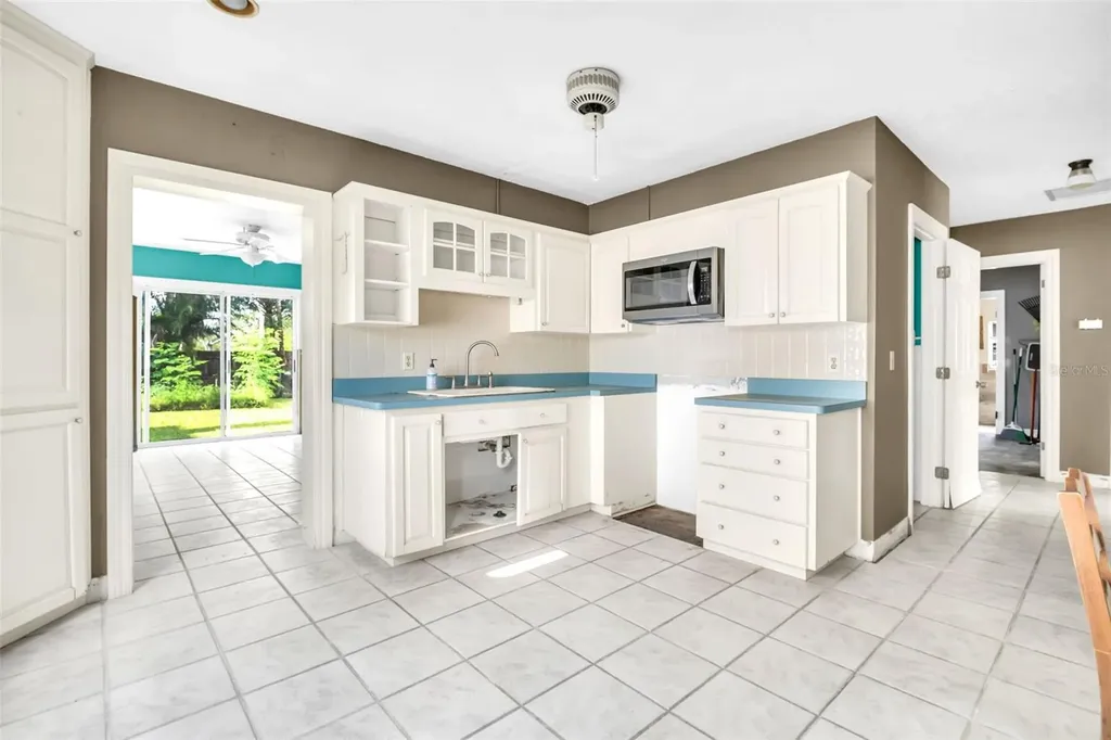 402 Orchid Lane Palm Harbor FL 34683