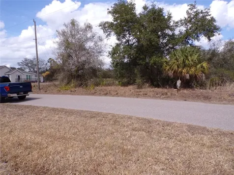 208 And 214 Rose Circle Punta Gorda FL 33982