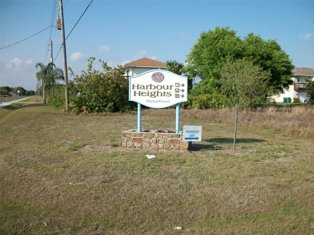 1228 Harbour Hibiscus Court Punta Gorda FL 33983
