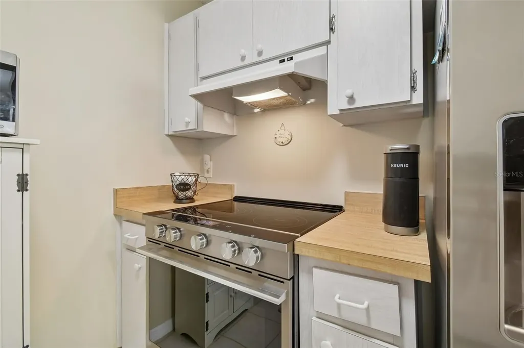 2211 Grenadier Drive Sun City Center FL 33573