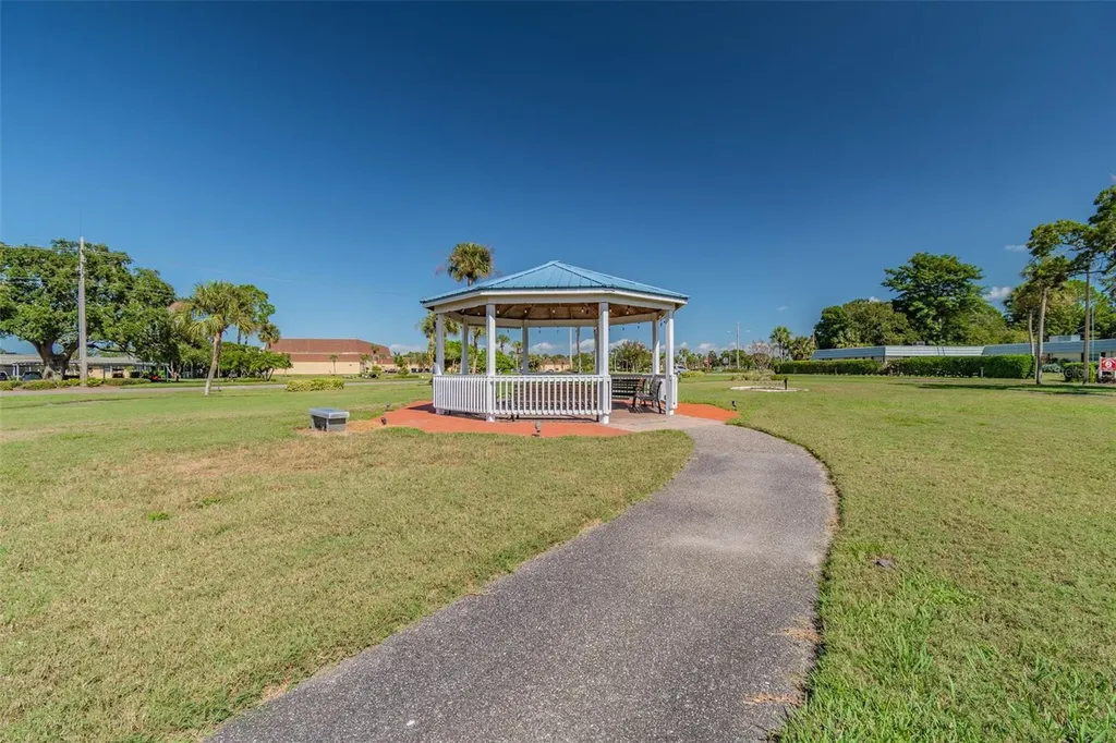 2211 Grenadier Drive Sun City Center FL 33573