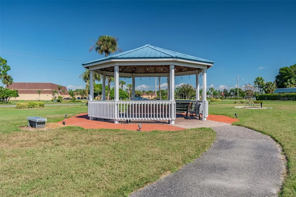 2211 Grenadier Drive Sun City Center FL 33573