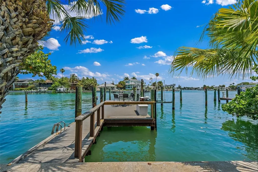 2505 Pass A Grille Way St Pete Beach FL 33706