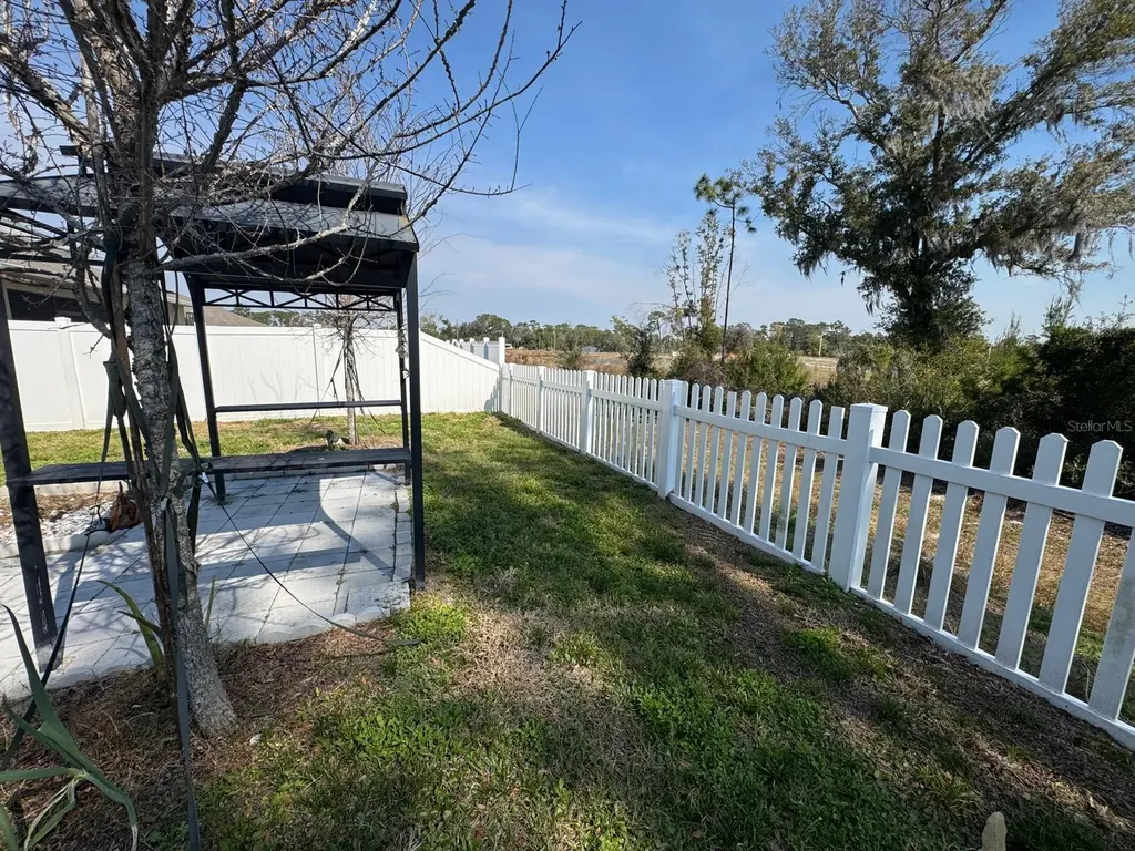 916 E August Sky Drive E Deltona FL 32738
