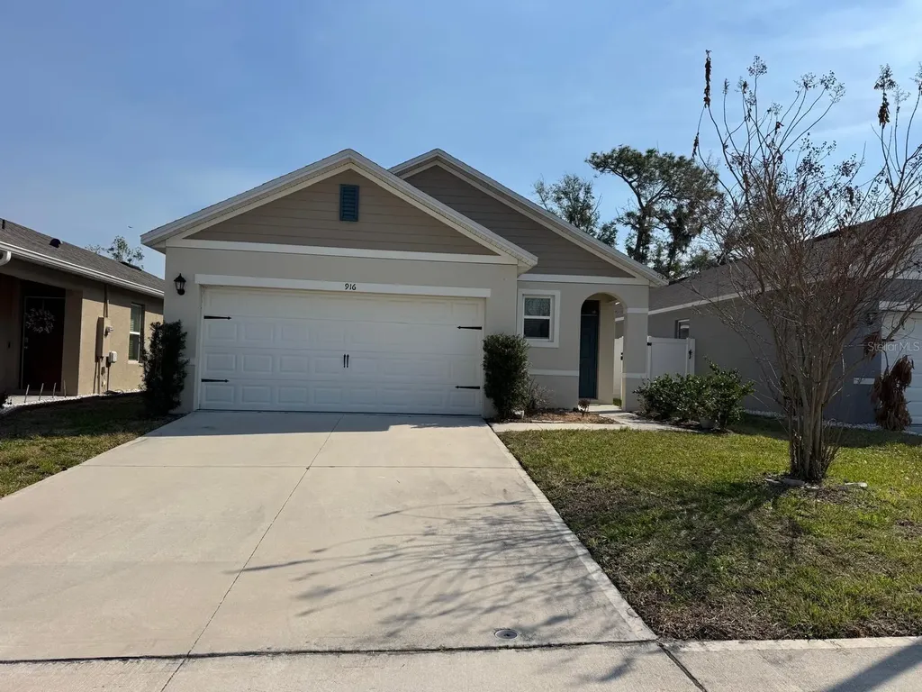 916 E August Sky Drive E Deltona FL 32738
