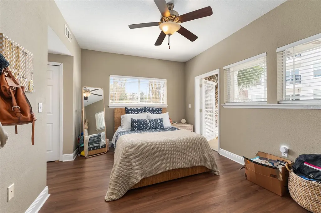 1460 NW 3rd Place Gainesville FL 32603