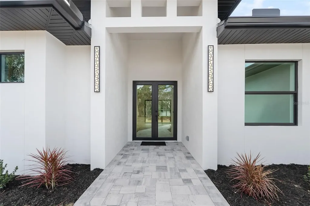 2585 Crane Avenue North Port FL 34286