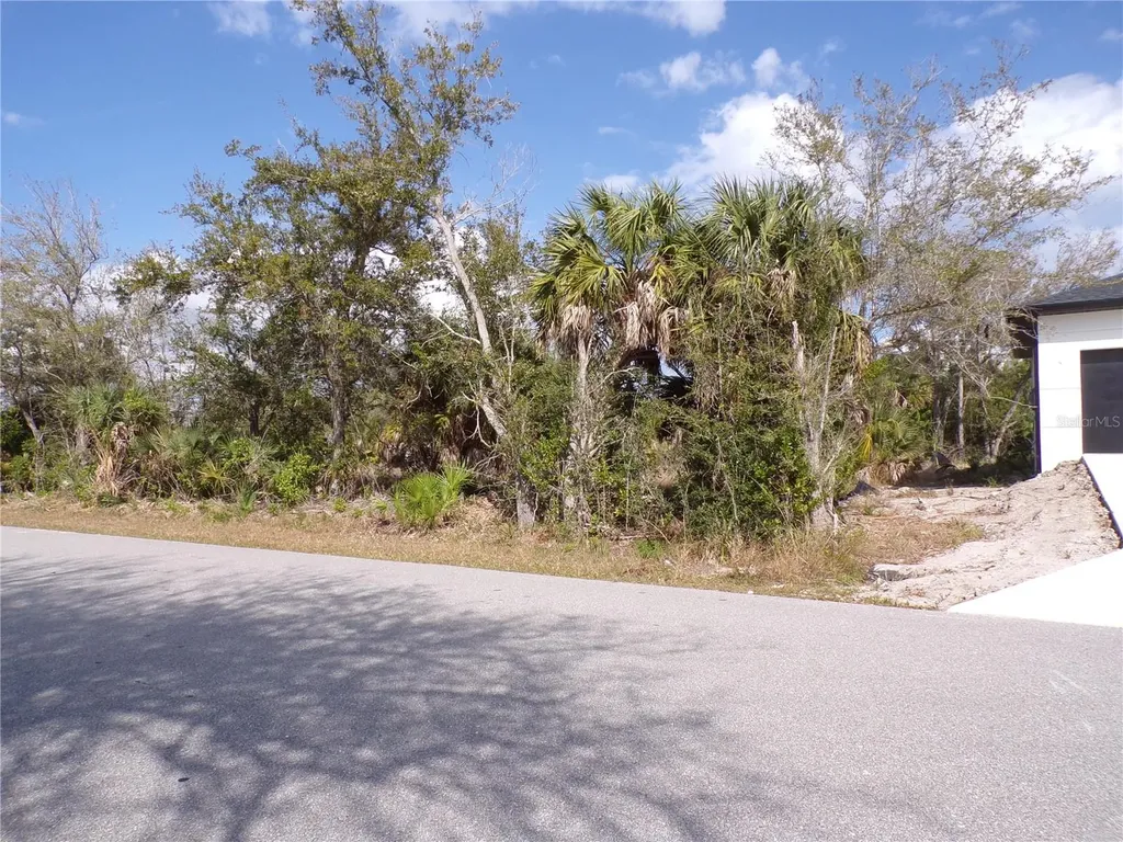 14589 Keystone Boulevard Port Charlotte FL 33981