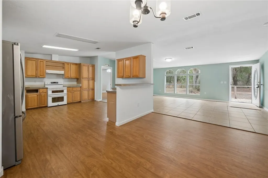 19514 N County Road 225 Gainesville FL 32609
