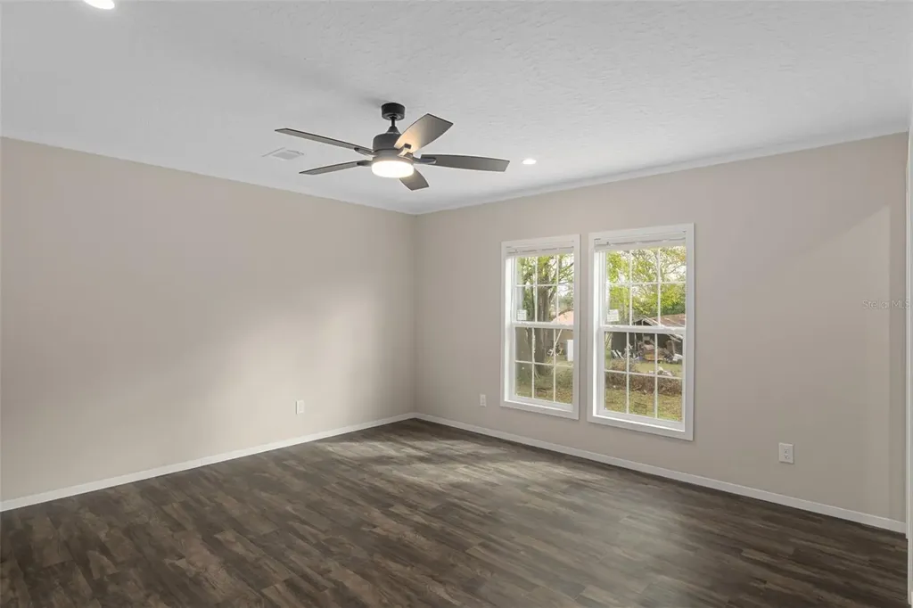 10869 Old Lakeland Highway Dade City FL 33525
