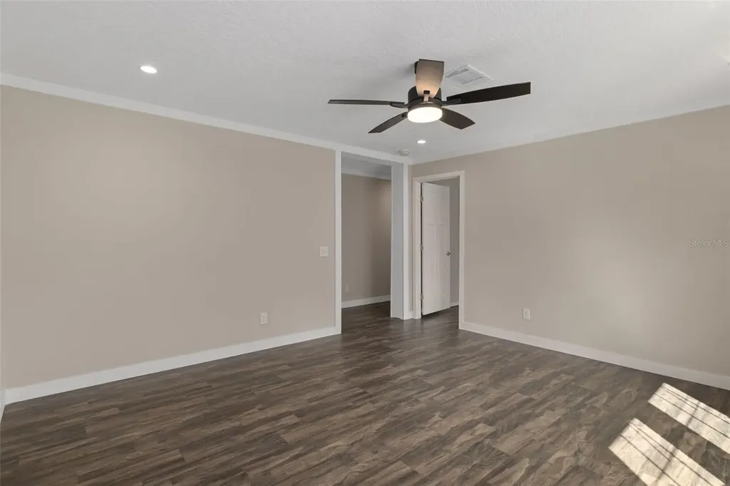 10869 Old Lakeland Highway Dade City FL 33525