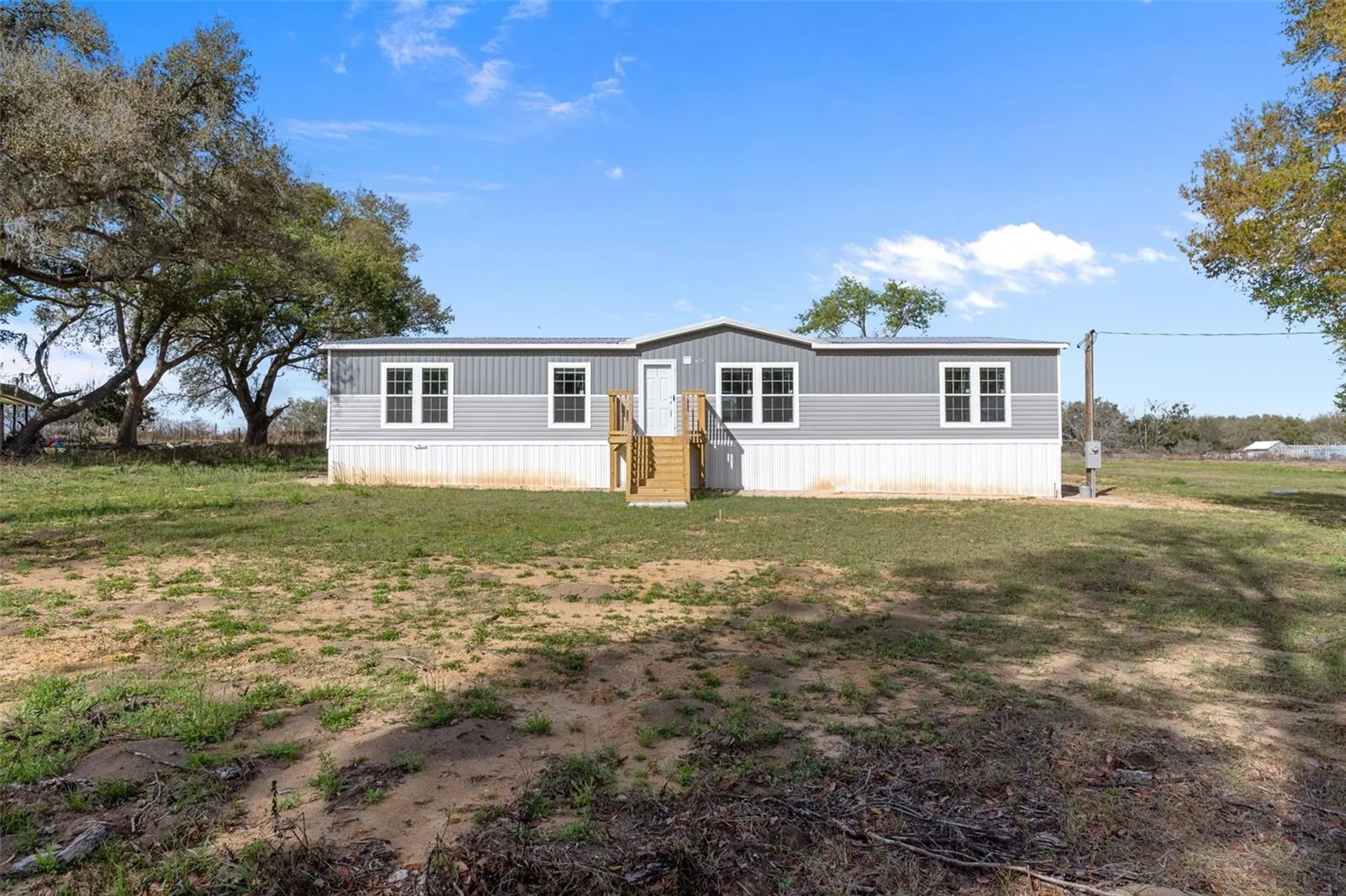 10869 Old Lakeland Highway Dade City FL 33525