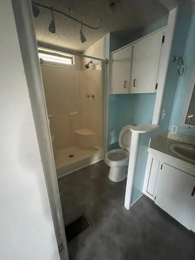 2839 Manatee Road Tavares FL 32778