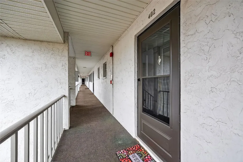102 46th Avenue Terrace W Bradenton FL 34207