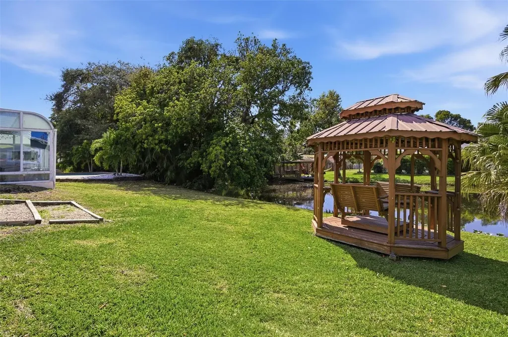 431 S Old Hiatus Rd Avenue Fort Lauderdale FL 33325
