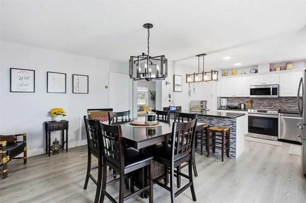 431 S Old Hiatus Rd Avenue Fort Lauderdale FL 33325