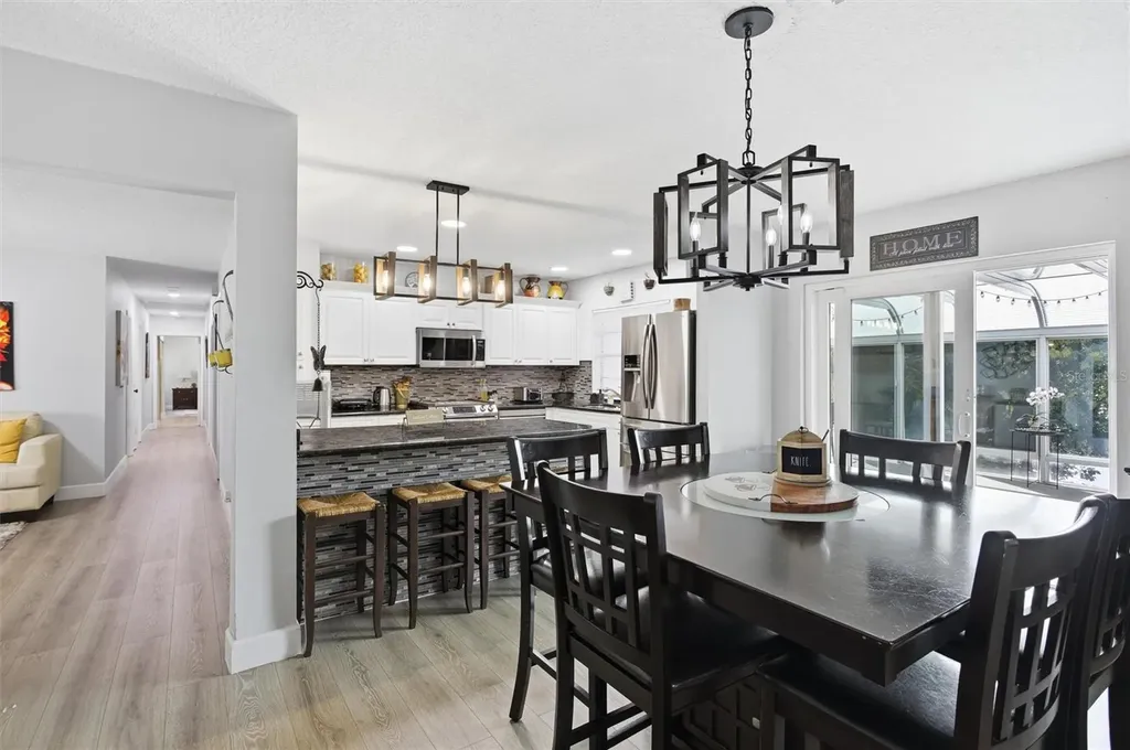 431 S Old Hiatus Rd Avenue Fort Lauderdale FL 33325