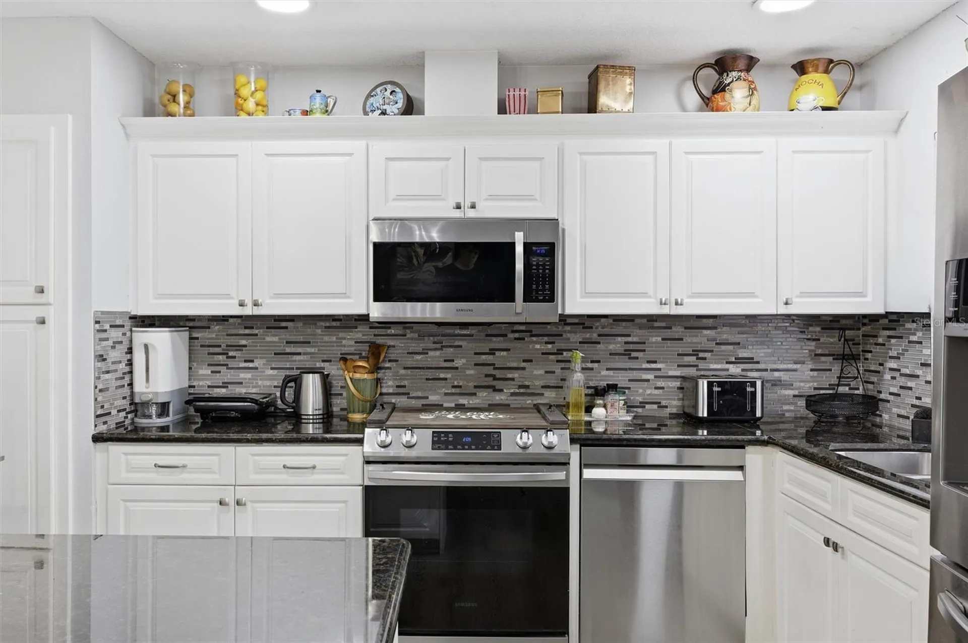 431 S Old Hiatus Rd Avenue Fort Lauderdale FL 33325