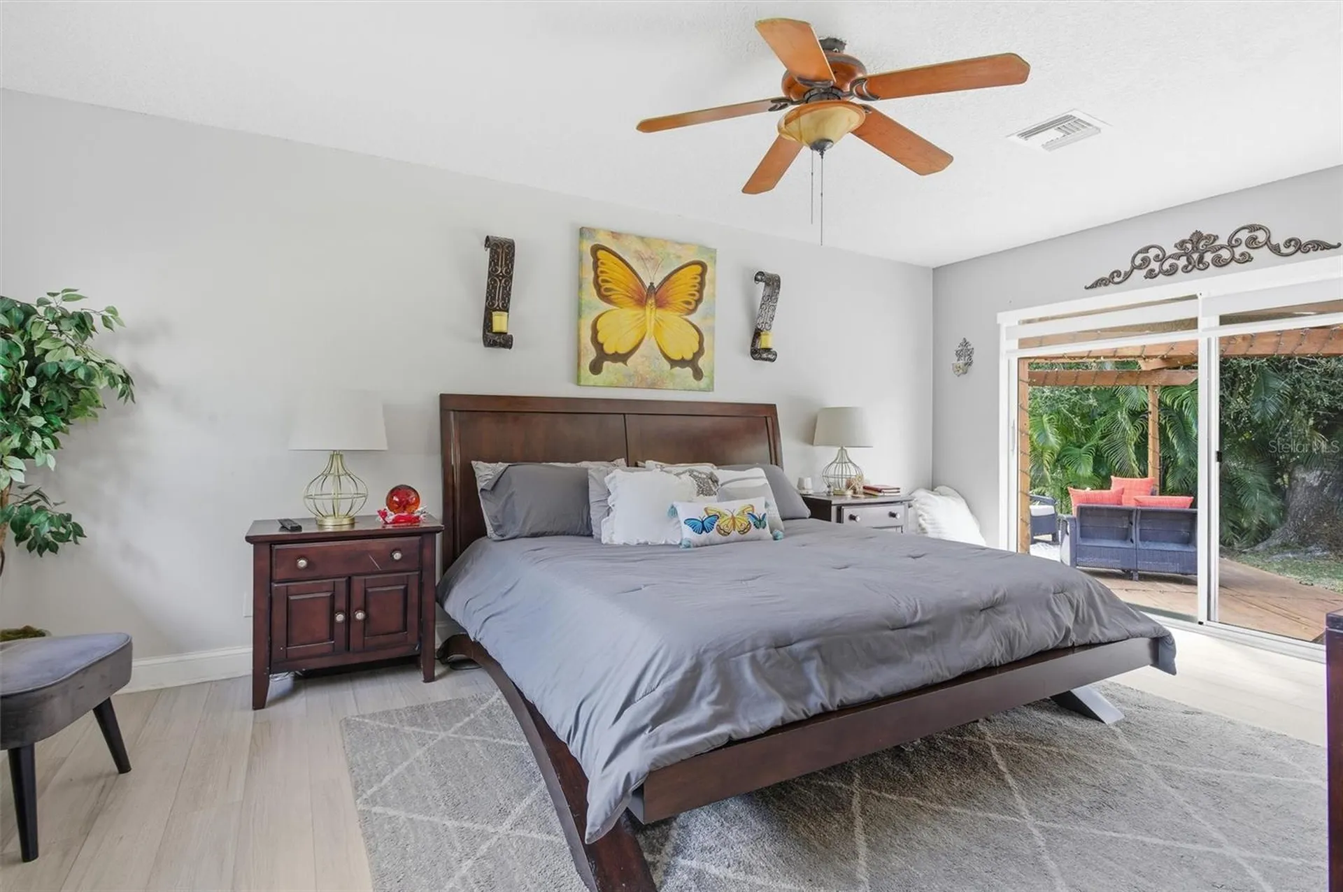 431 S Old Hiatus Rd Avenue Fort Lauderdale FL 33325