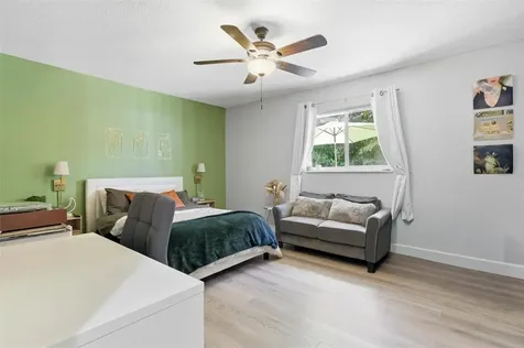 431 S Old Hiatus Rd Avenue Fort Lauderdale FL 33325