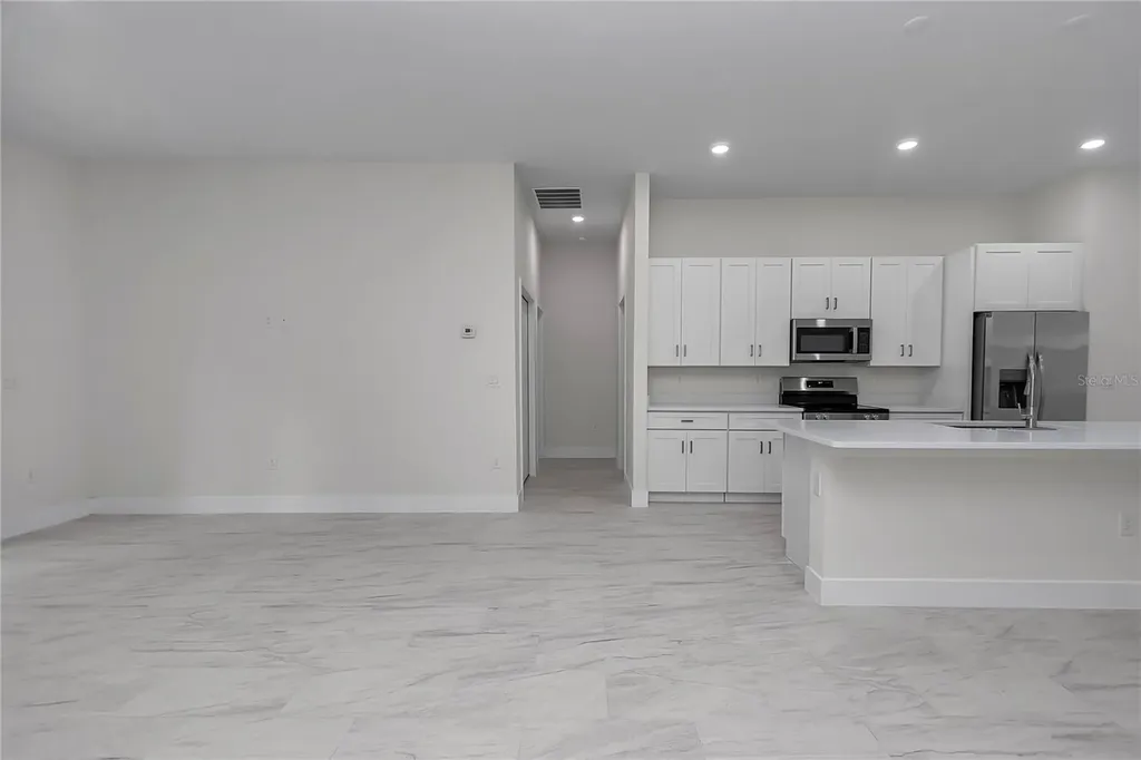4592 SW Channel Heights Court Dunnellon FL 34431