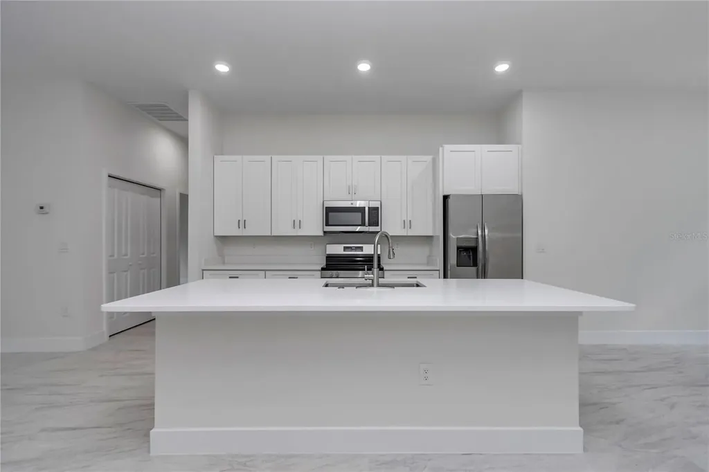 4592 SW Channel Heights Court Dunnellon FL 34431