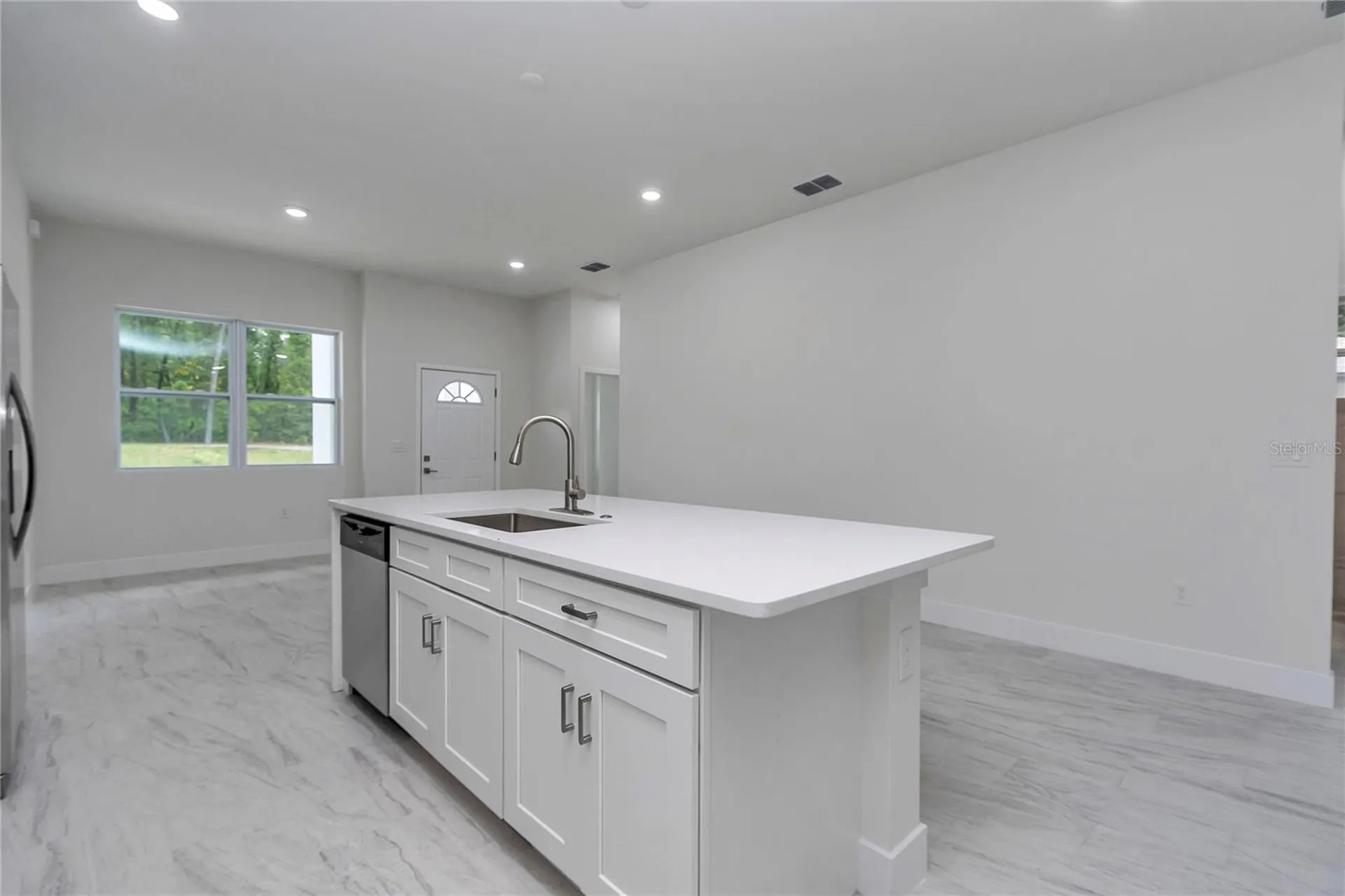 4592 SW Channel Heights Court Dunnellon FL 34431