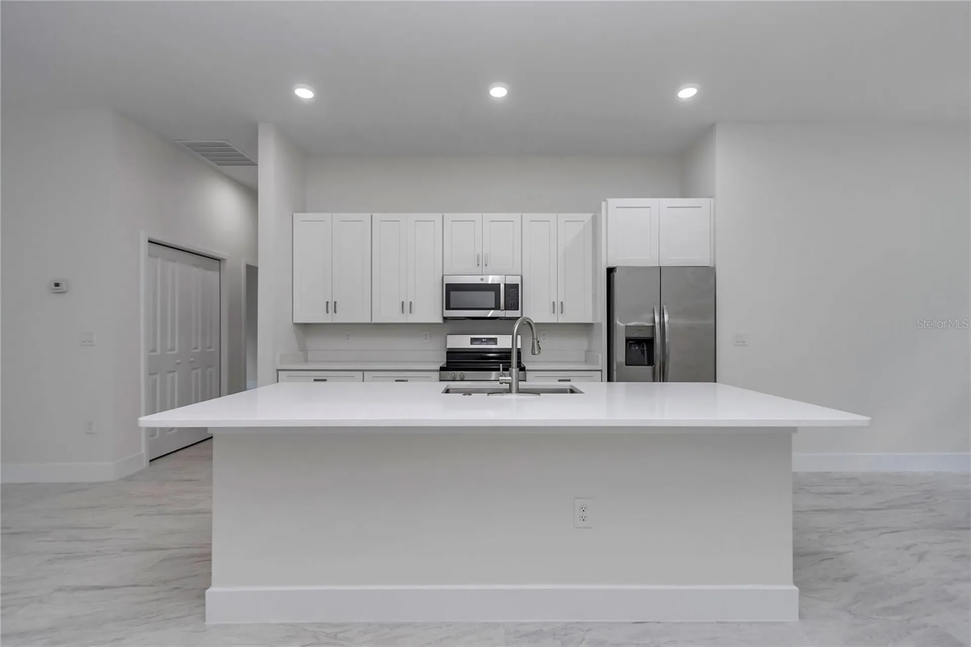 4592 SW Channel Heights Court Dunnellon FL 34431