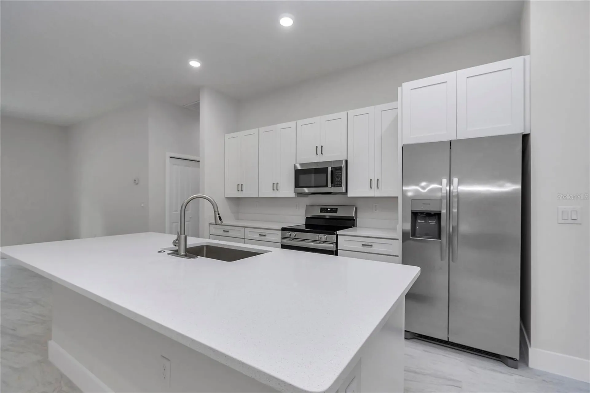 4592 SW Channel Heights Court Dunnellon FL 34431