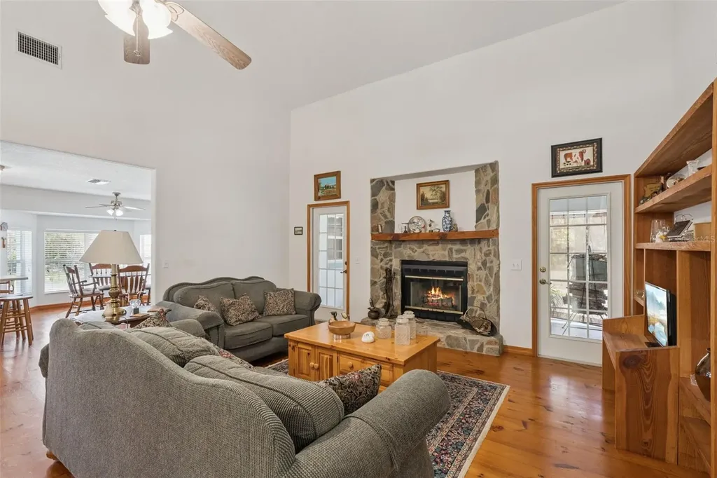 41731 Dahlia Street Eustis FL 32736