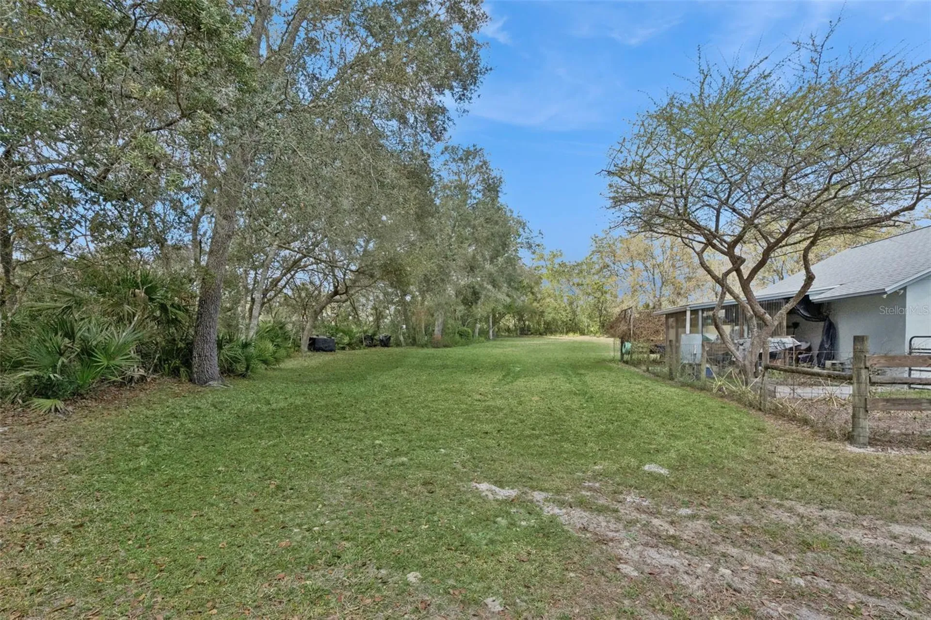 41731 Dahlia Street Eustis FL 32736