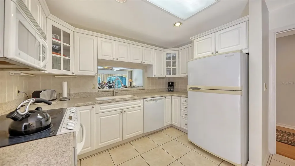 5521 Chanteclaire Sarasota FL 34235