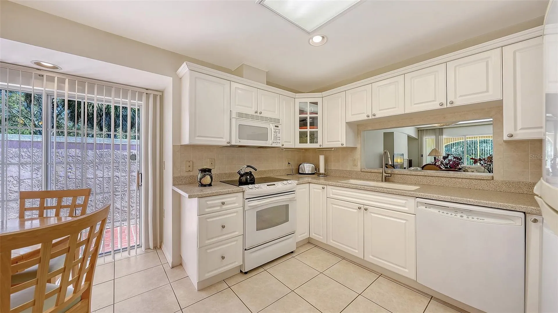 5521 Chanteclaire Sarasota FL 34235