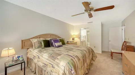 5521 Chanteclaire Sarasota FL 34235