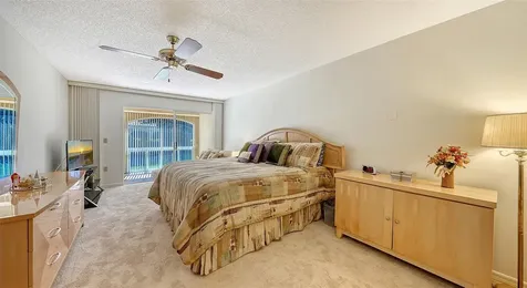 5521 Chanteclaire Sarasota FL 34235