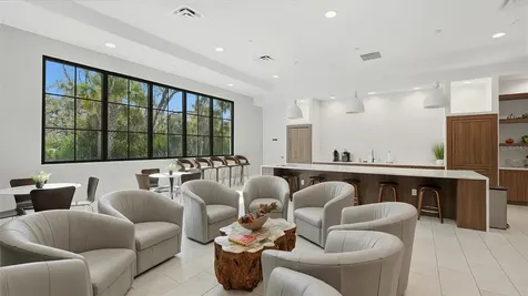 5521 Chanteclaire Sarasota FL 34235