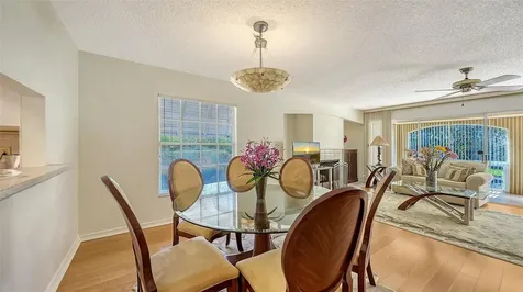 5521 Chanteclaire Sarasota FL 34235